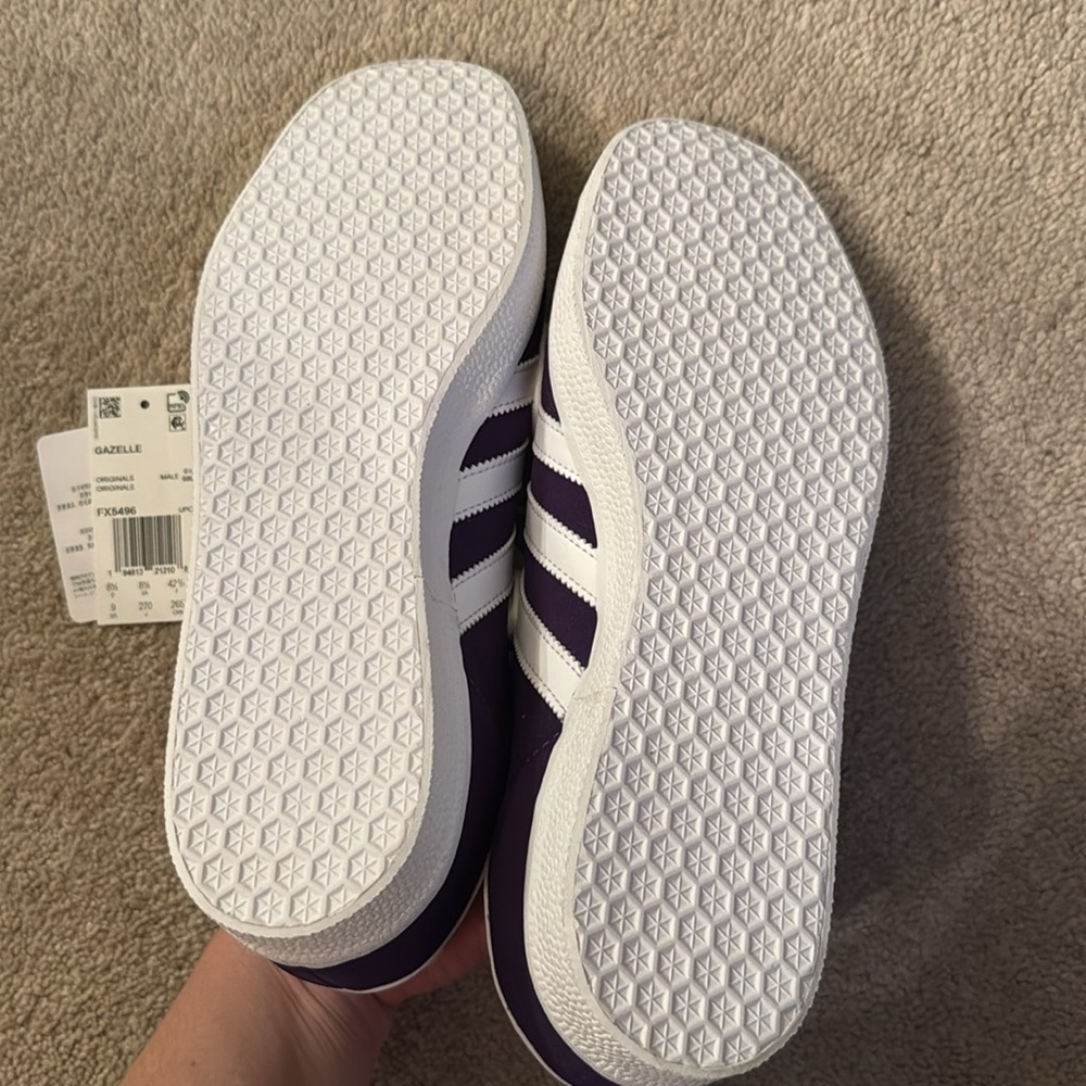 NWT Adidas Gazelle Sneakers Dark Purple Size MENS 9/WOMENS 10.5 - Picture 4 of 7
